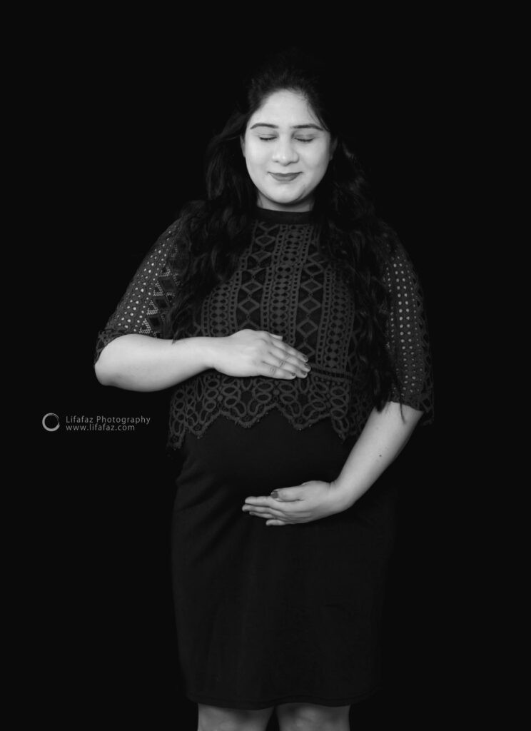 Maternity Photoshoot Noida
