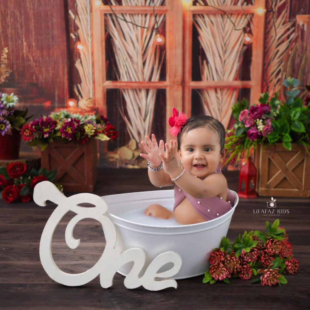 4 Best Gifts for Child on 1 year photoshoot (2024)